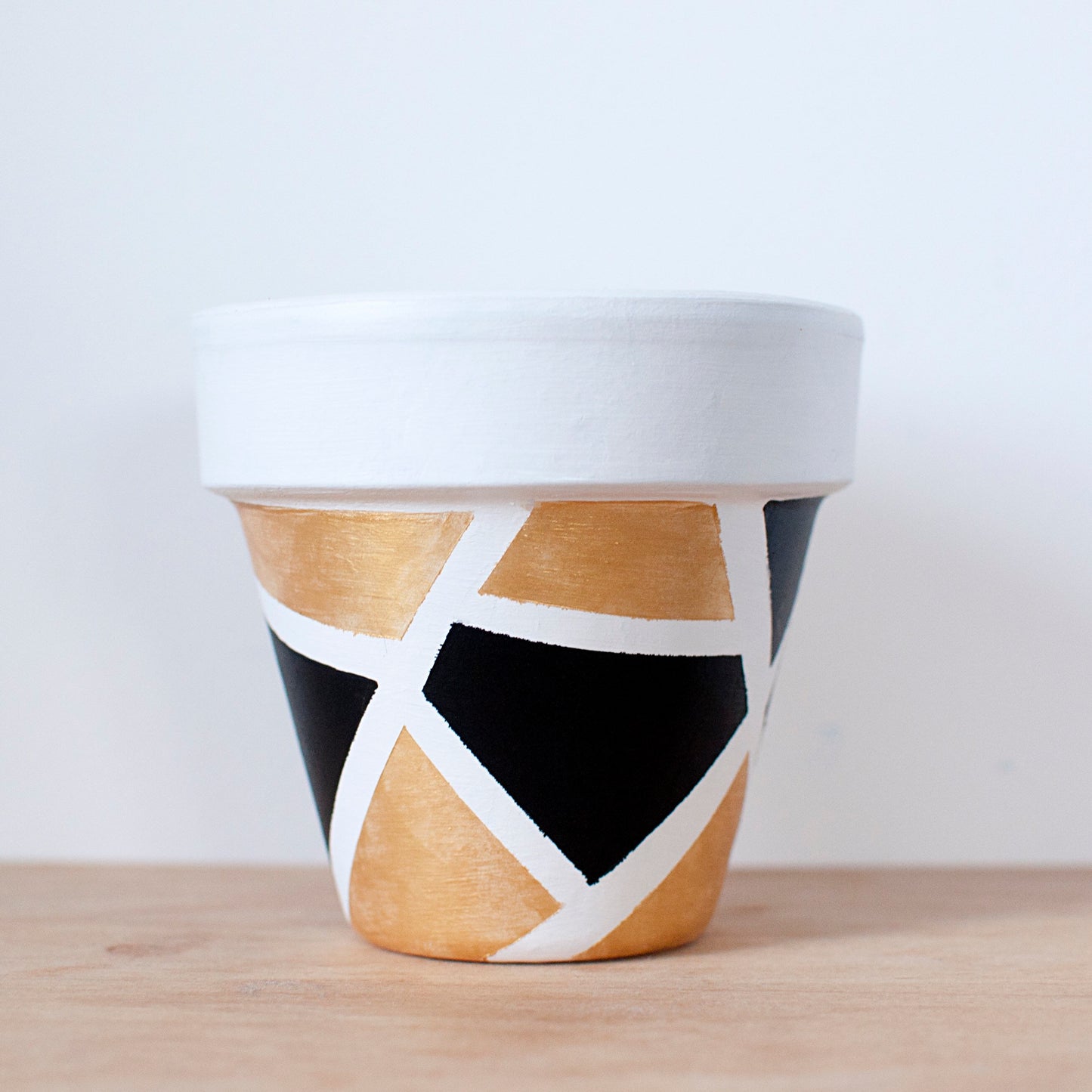 Pot de fleur en terre cuite : Black Gold/Silver