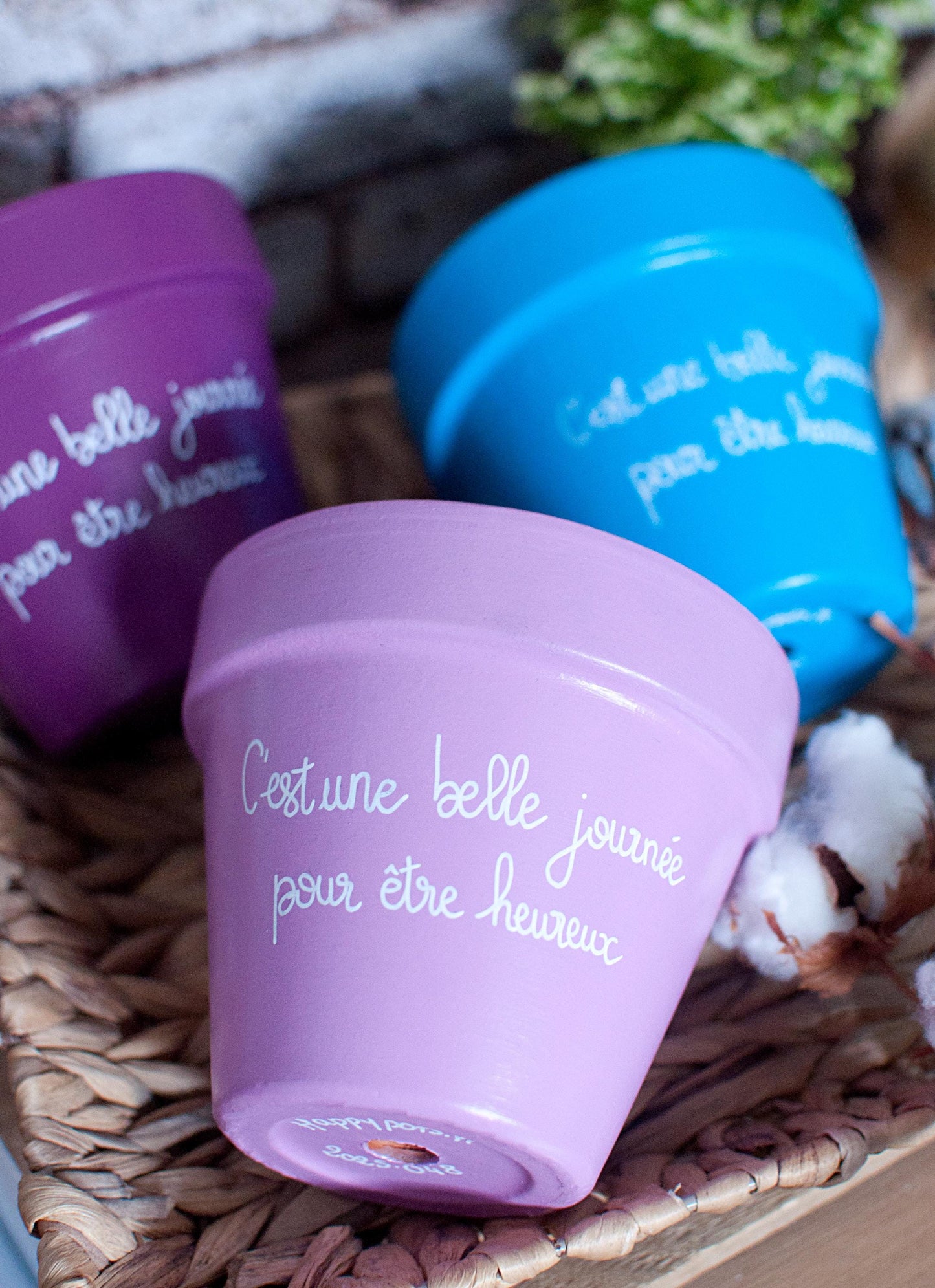 Cache pot / pot en terre cuite personnalisé « C'est une belle journée pour être heureux »