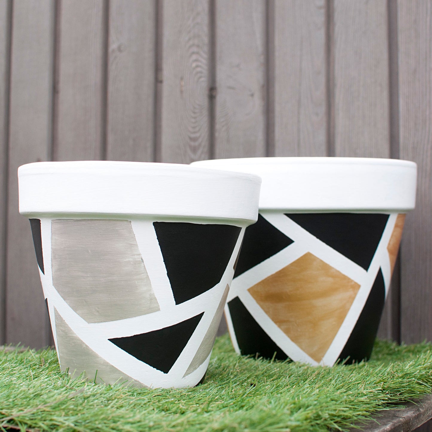 Pot de fleur en terre cuite : Black Gold/Silver