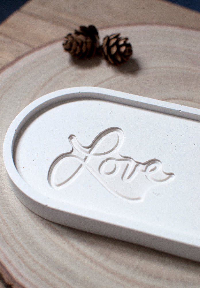 Plateau Ovale "LOVE"