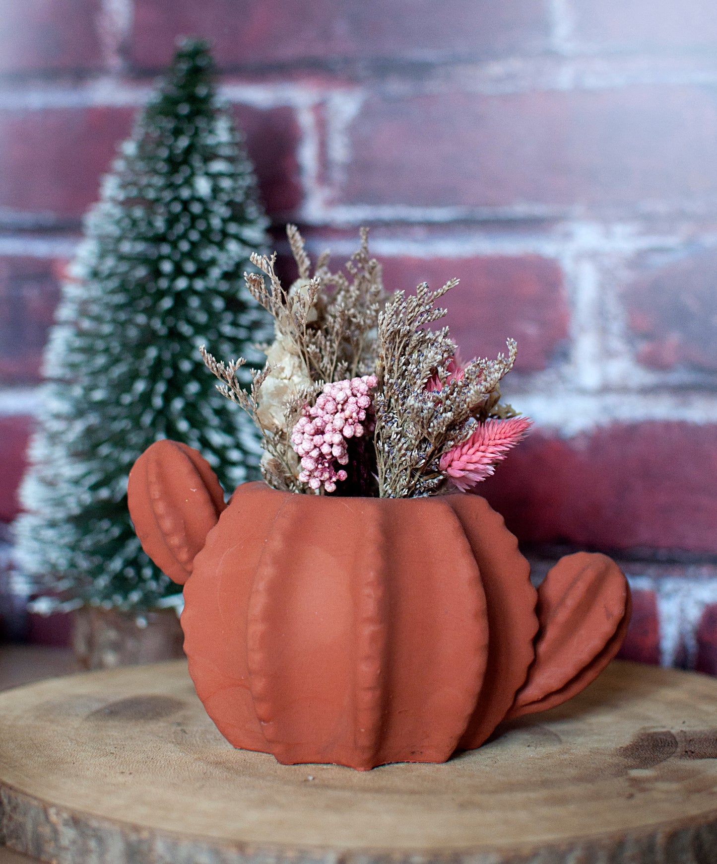 Vase pour fleurs séchées en Jesmonite : Cactus - Terra Cotta