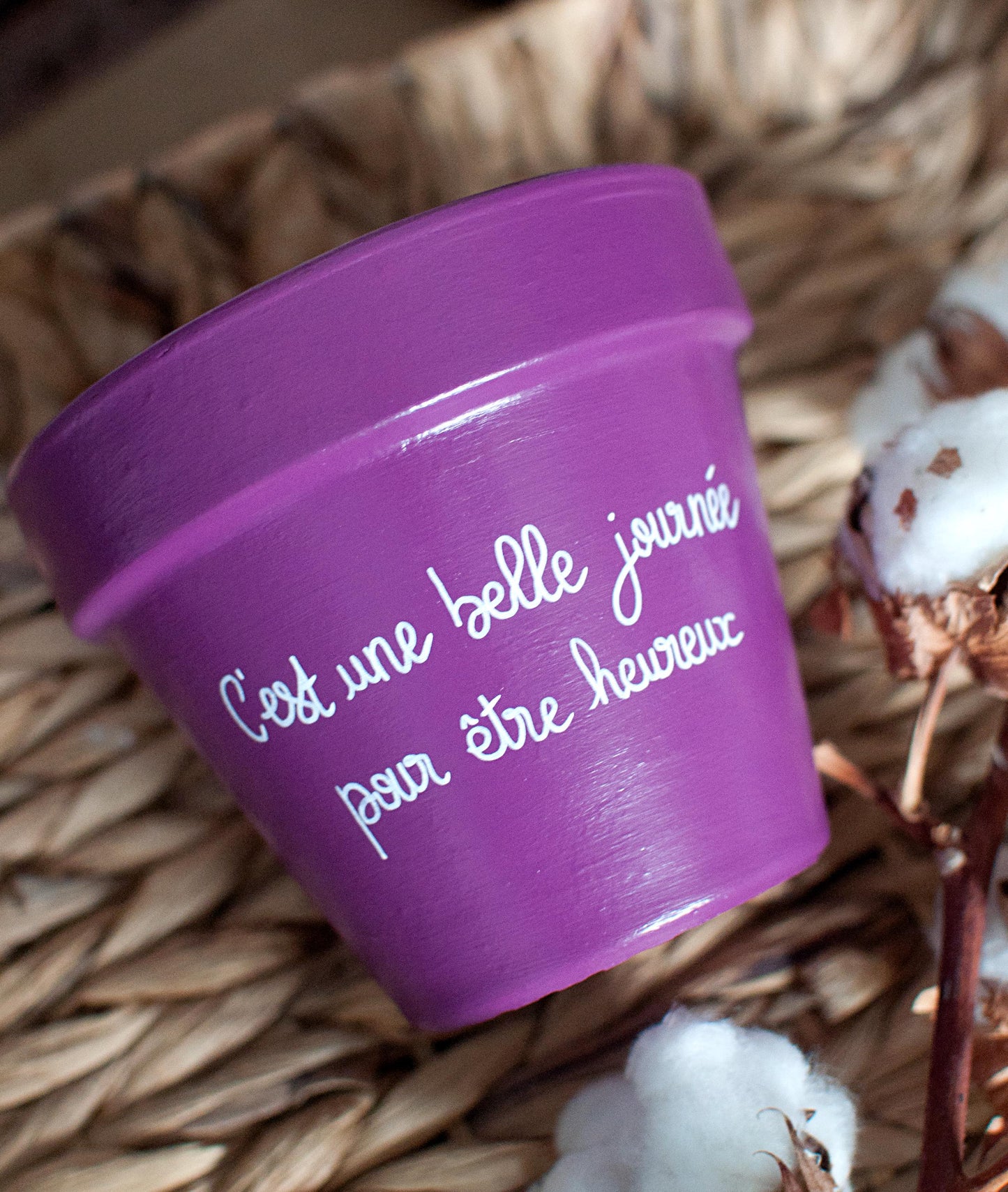 Cache pot / pot en terre cuite personnalisé « C'est une belle journée pour être heureux »