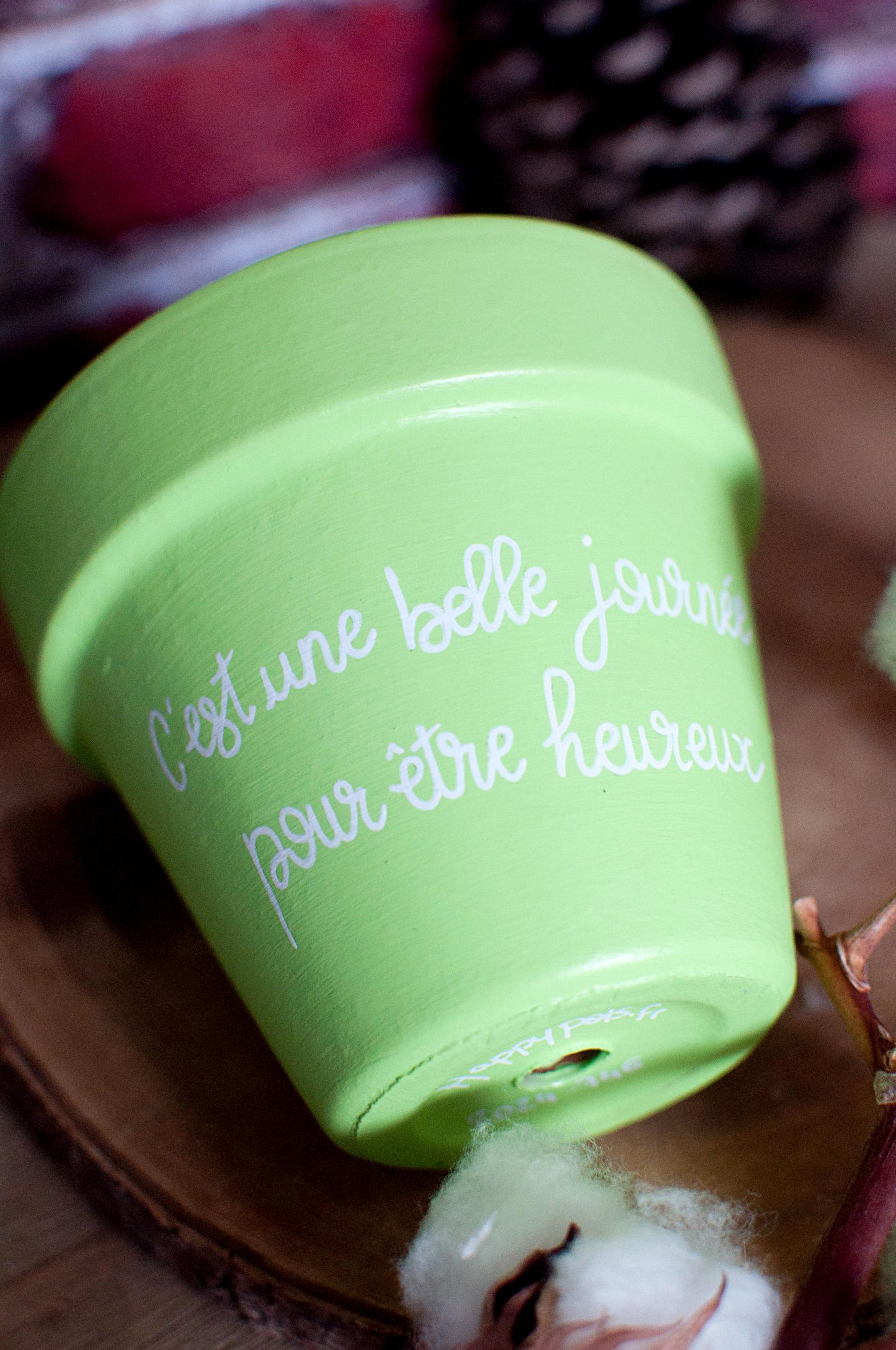 Cache pot / pot en terre cuite personnalisé « C'est une belle journée pour être heureux »