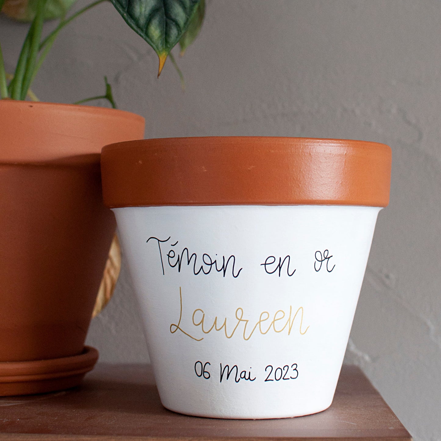 Cache pot /Pot de fleur en terre cuite personnalisé : Témoin en Or / cadeau témoin / cadeau mariage
