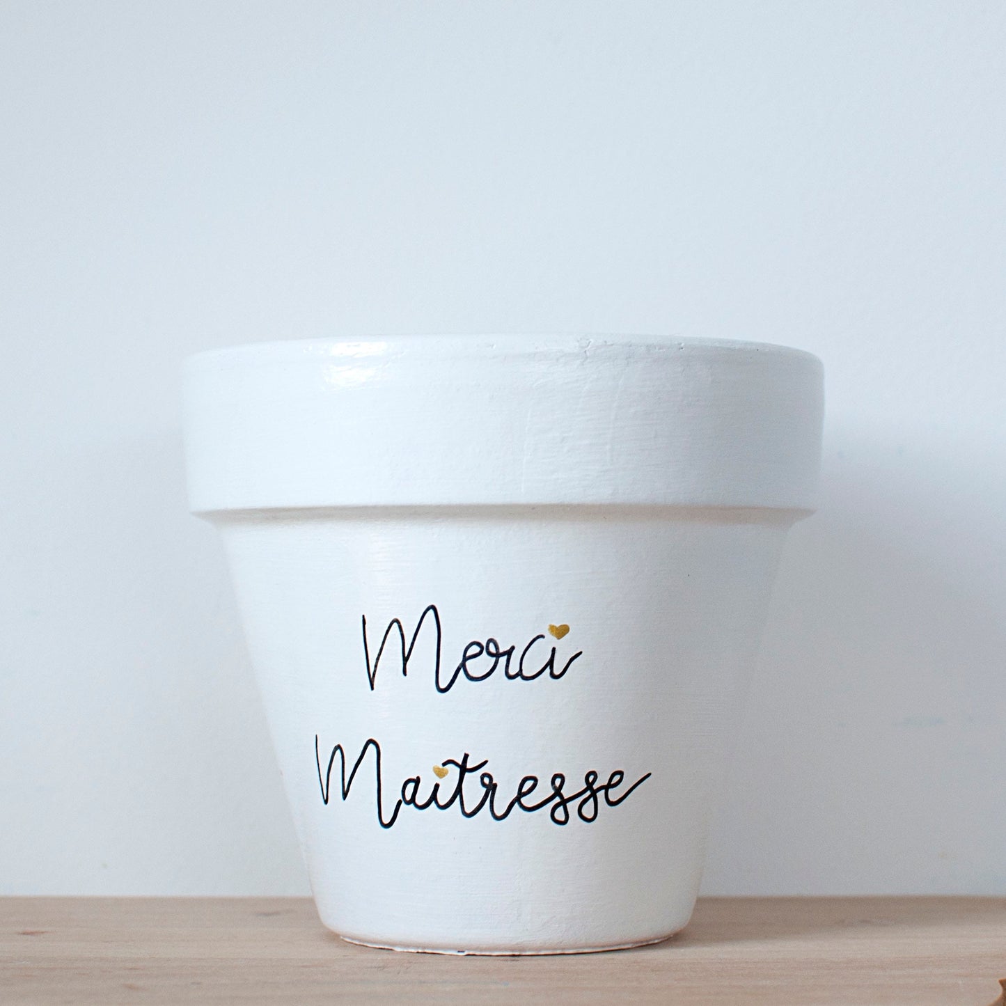 Cache pot / Pot en terre cuite personnalisé : Maîtresse en or / merci Maîtresse [Cadeau maîtresse / cadeau fin d'année scolaire]