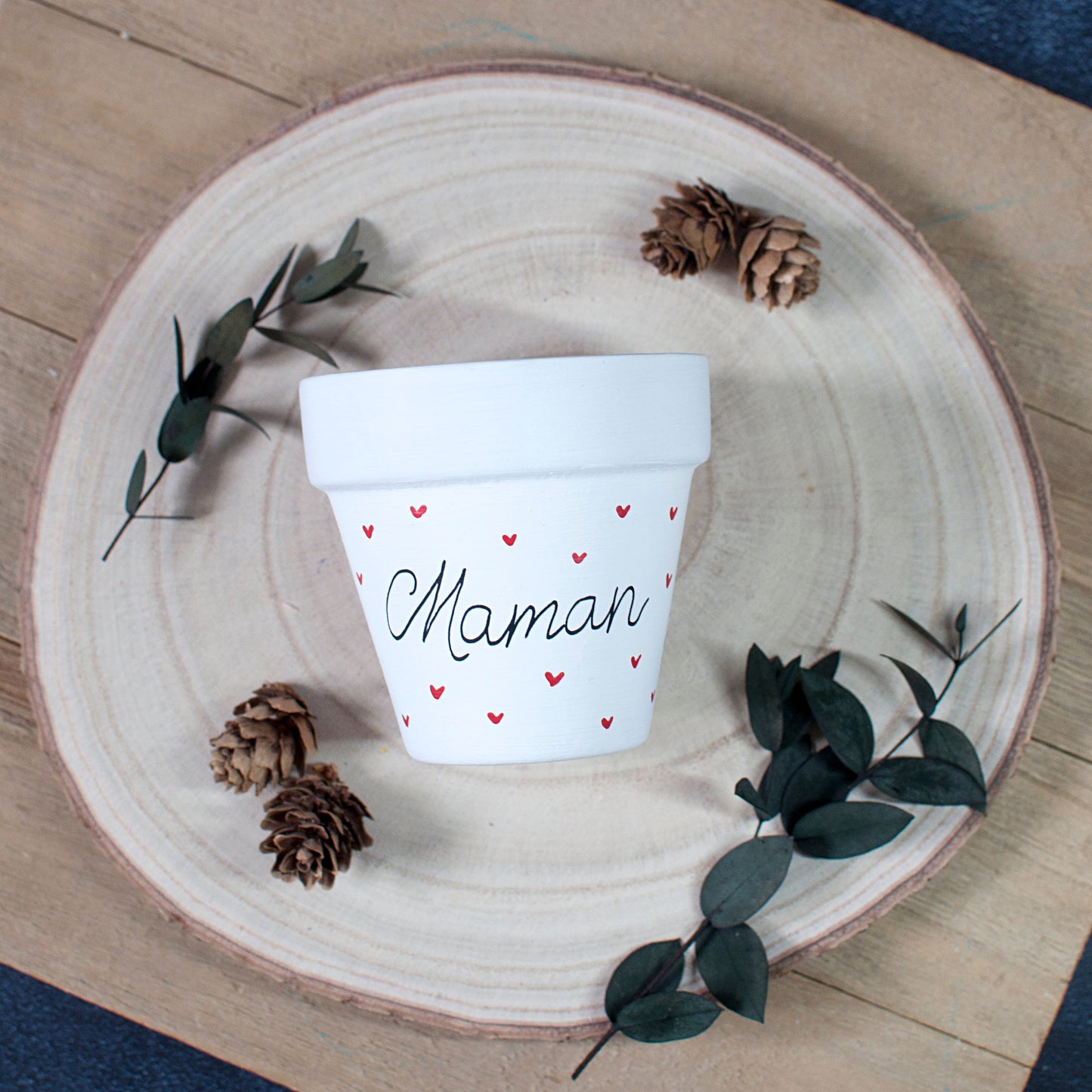 Cache pot / pot de fleur personnalisé en terre cuite : Maman <3 [ cadeau maman, fête des mères, cadeau personnalisé, pot personnalisable]