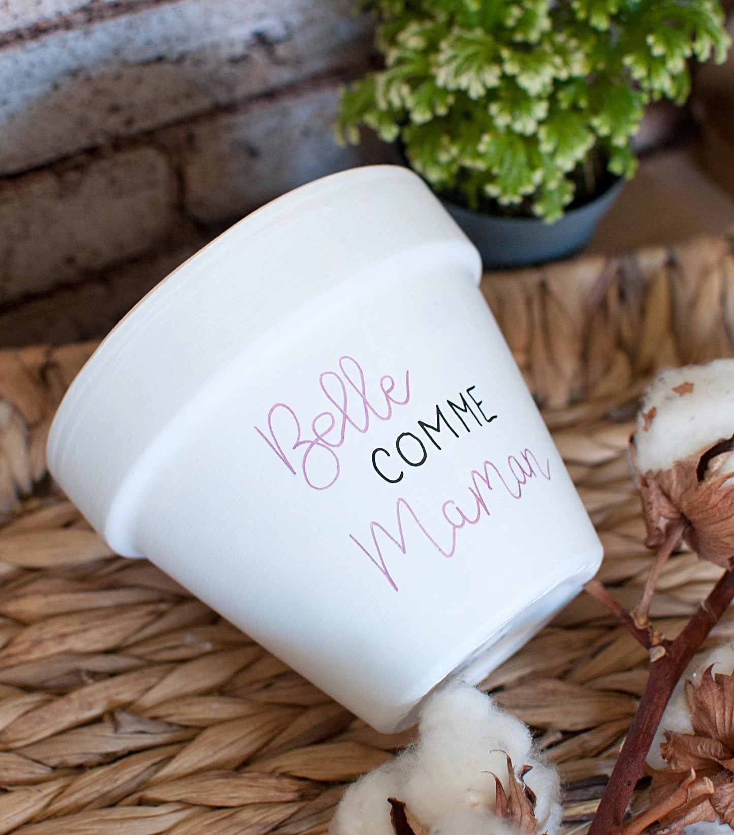 Cache pot / Pot de fleurs en terre cuite personnalisé  : Belle comme maman [Cadeau fête des mères / cadeau maman / bonne fête maman]