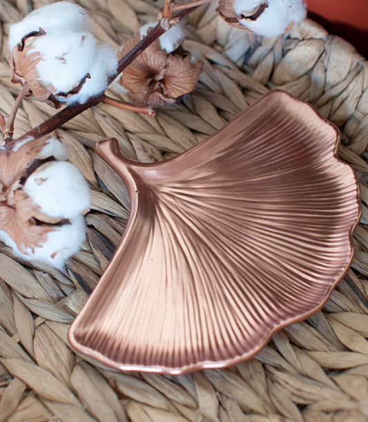 Plateau décoratif / vide poche en Jesmonite : Feuille de Ginkgo - Cuivré