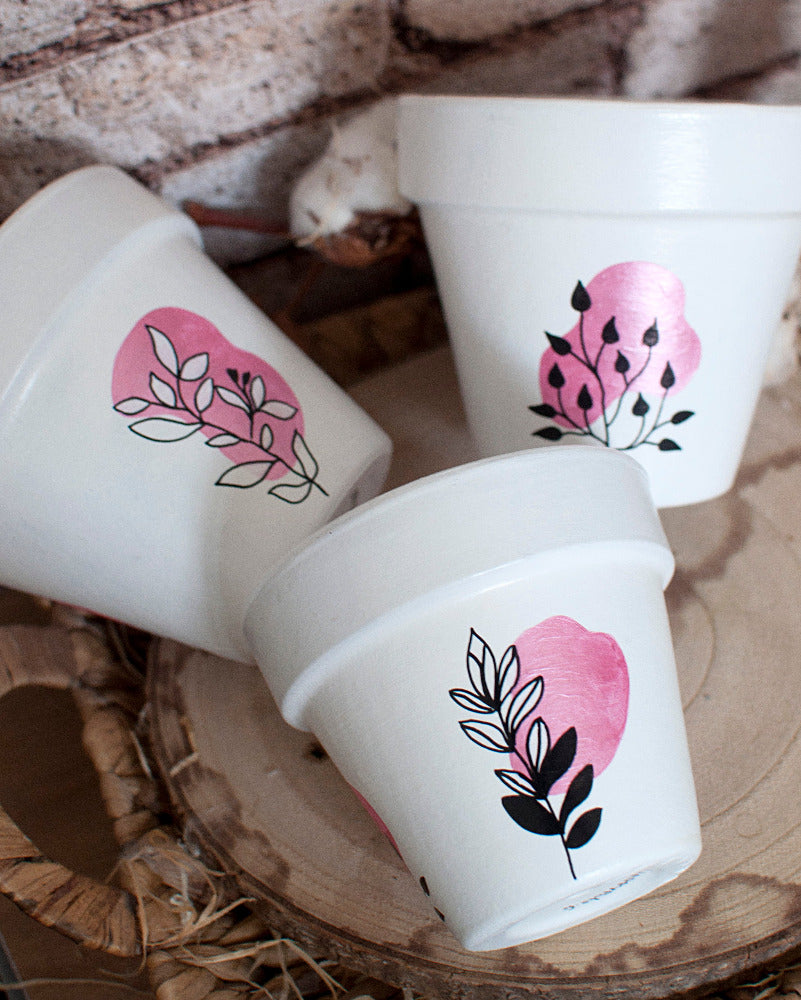 Pot en terre cuite : Eflésia