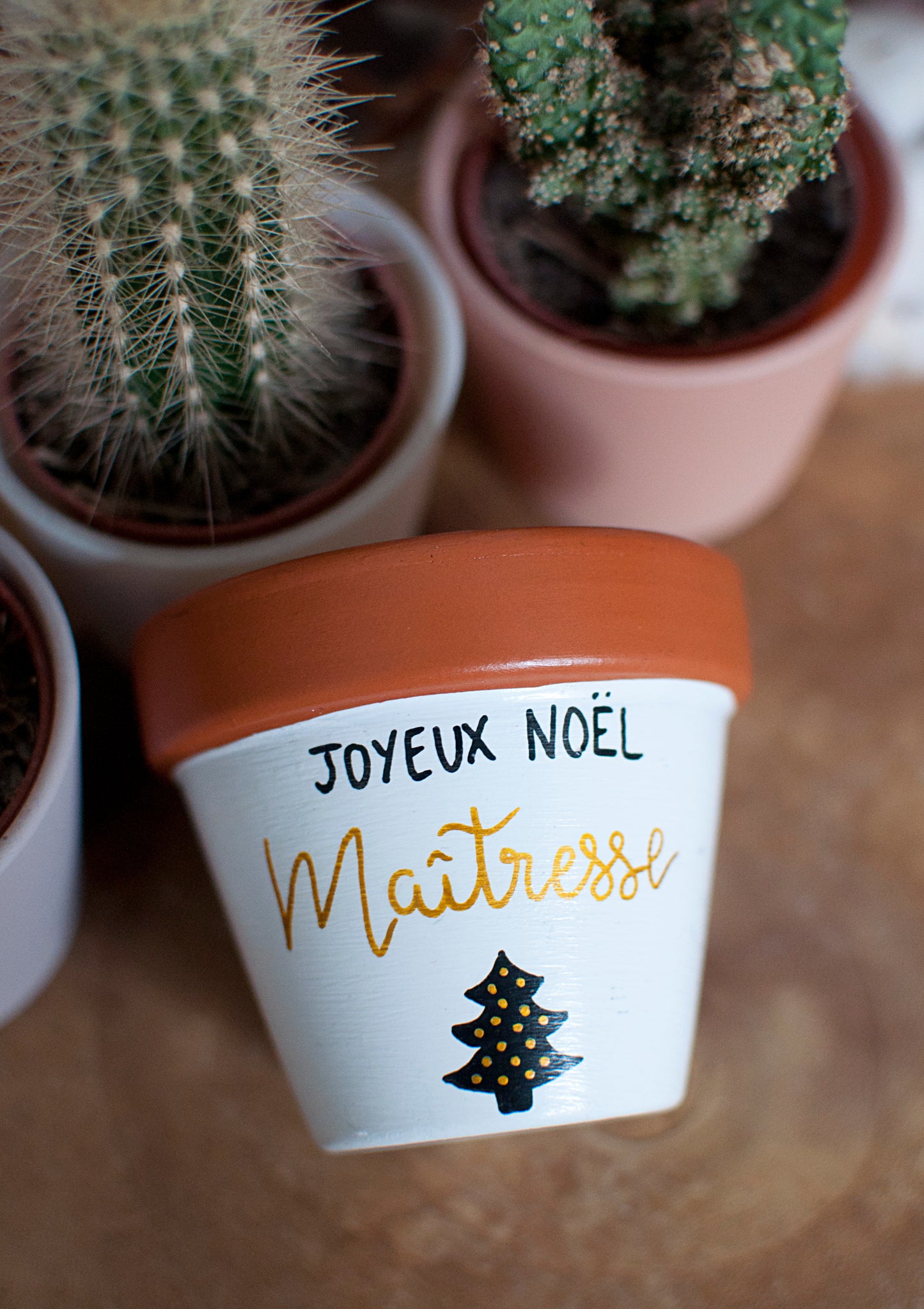 Bougie bicolore en terre cuite 8 cm : Joyeux Noel Maîtresse / Nounou / prénom à personnaliser