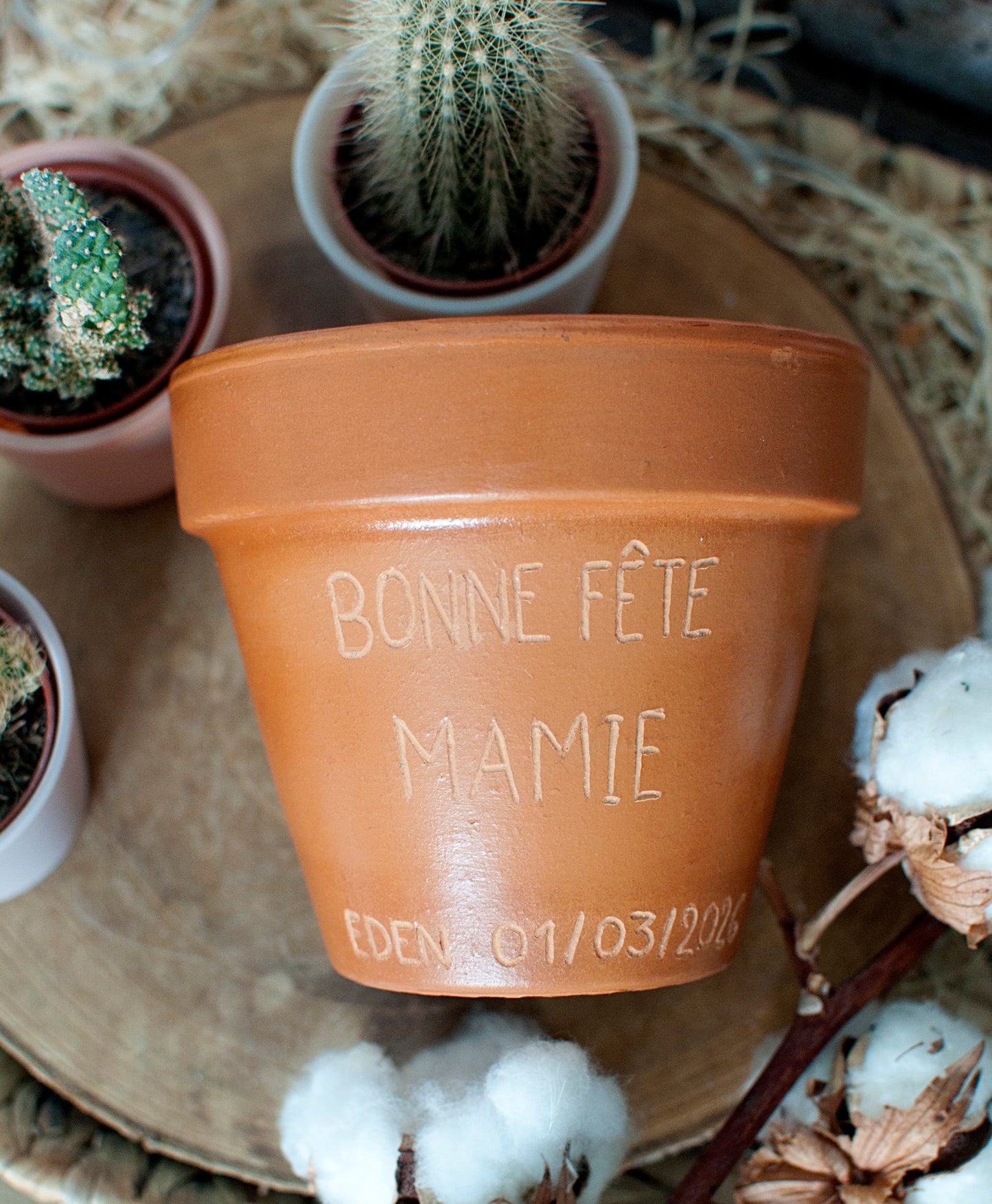 Cache pot / Pot de fleurs en terre cuite personnalisé, gravure personnalisable