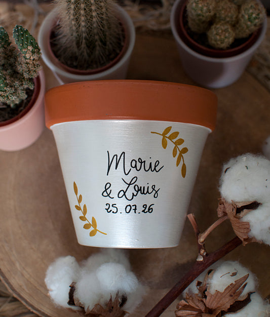 Cache pot en terre cuite personnalisé pour mariage, baptême, naissance..