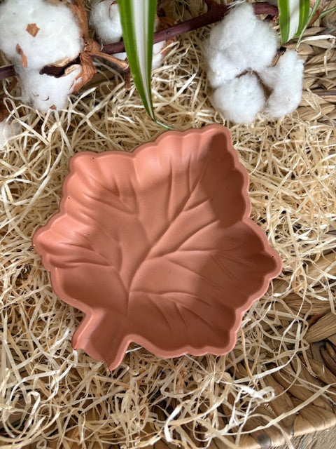Plateau feuille en Jesmonite : Terra Cotta