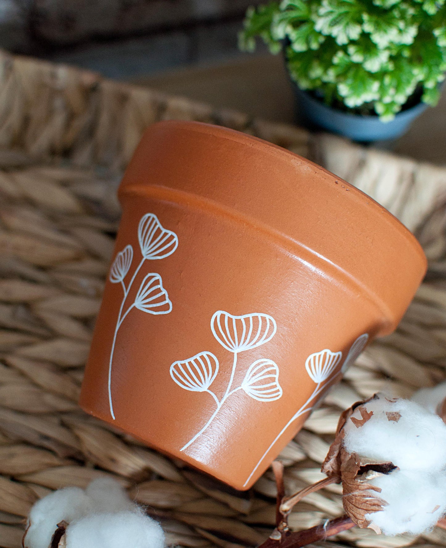 Cache pot / Pot de fleurs en terre cuite : Douceur florale