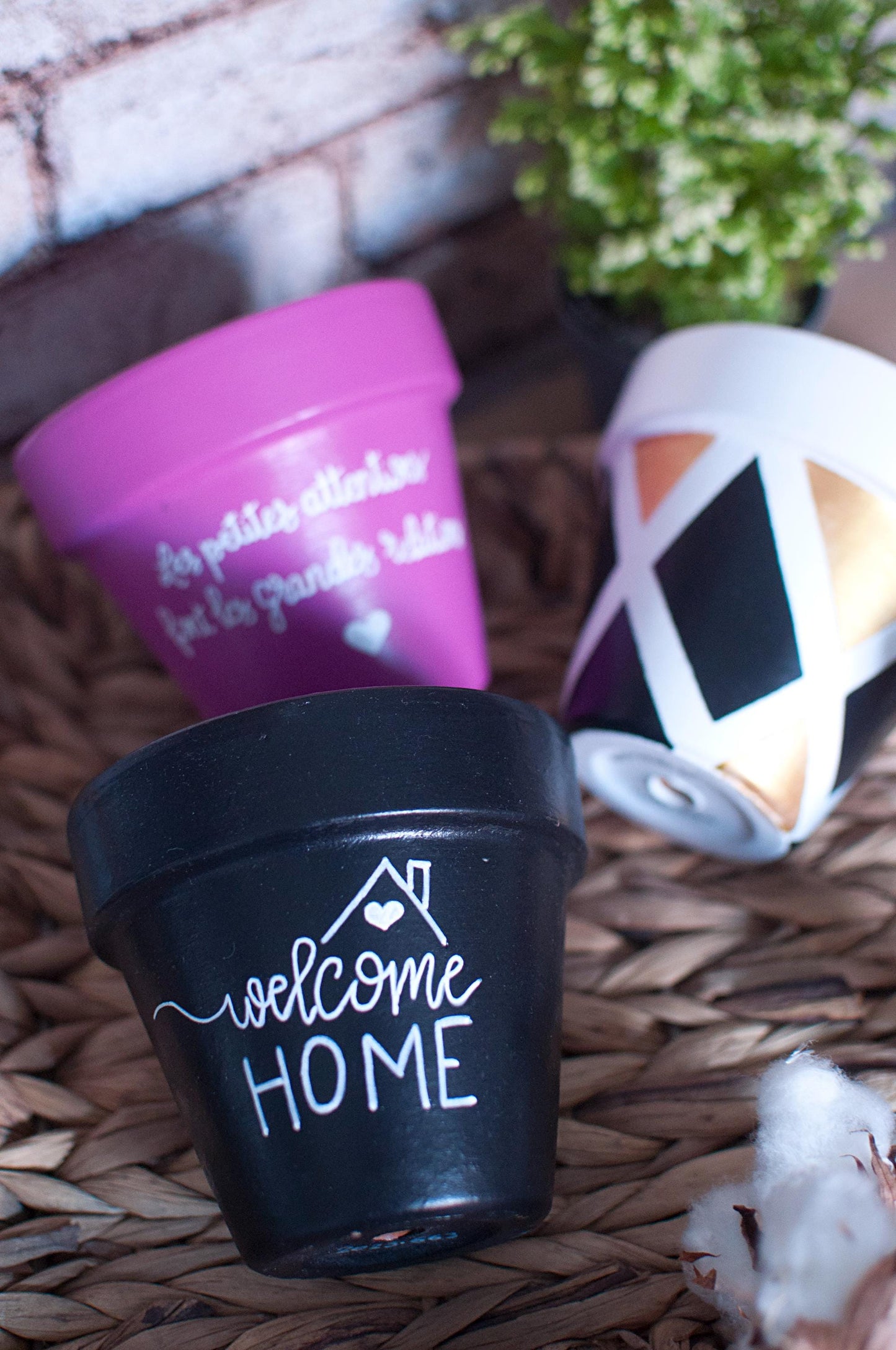 Pot de fleur en terre cuite : Welcome Home