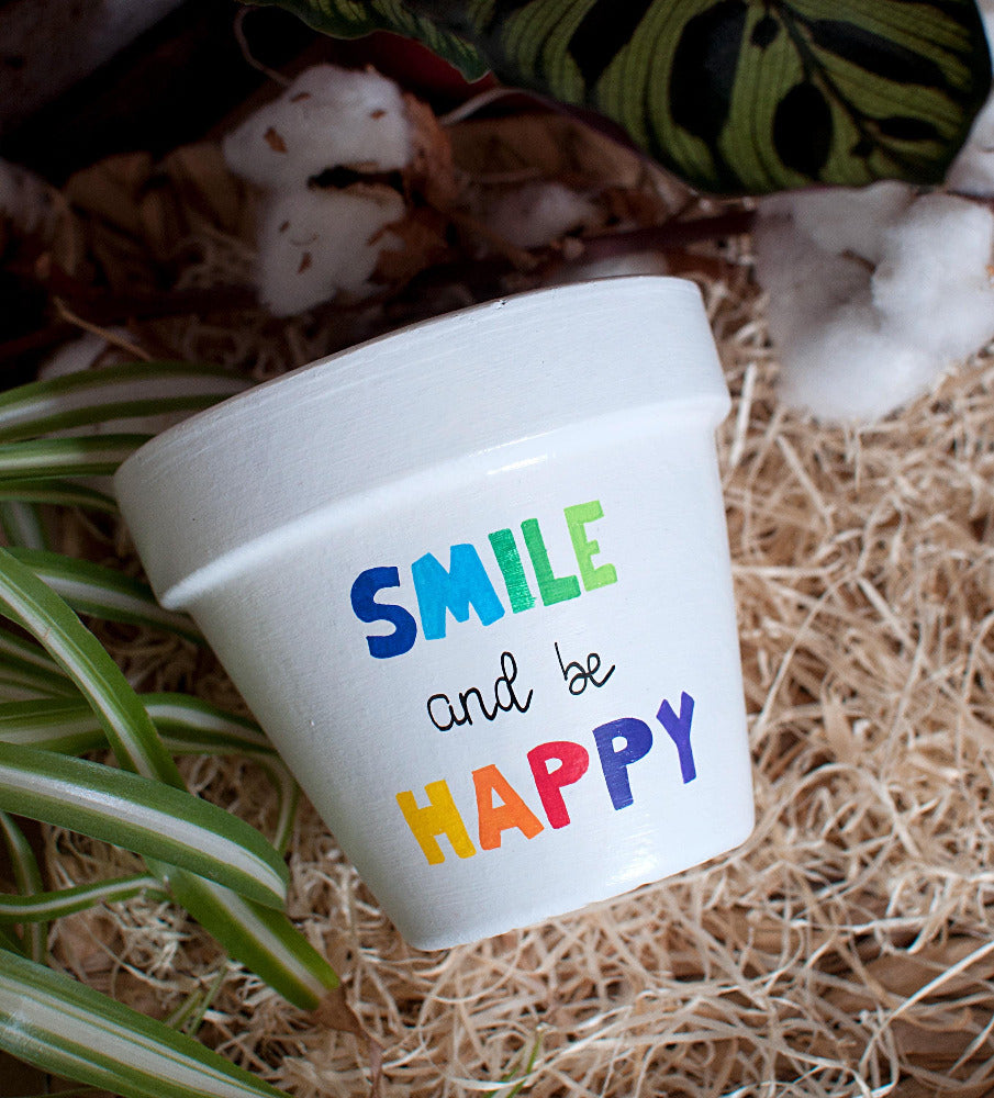 Cache pot / pot de fleurs personnalisé : "Smile and be happy"
